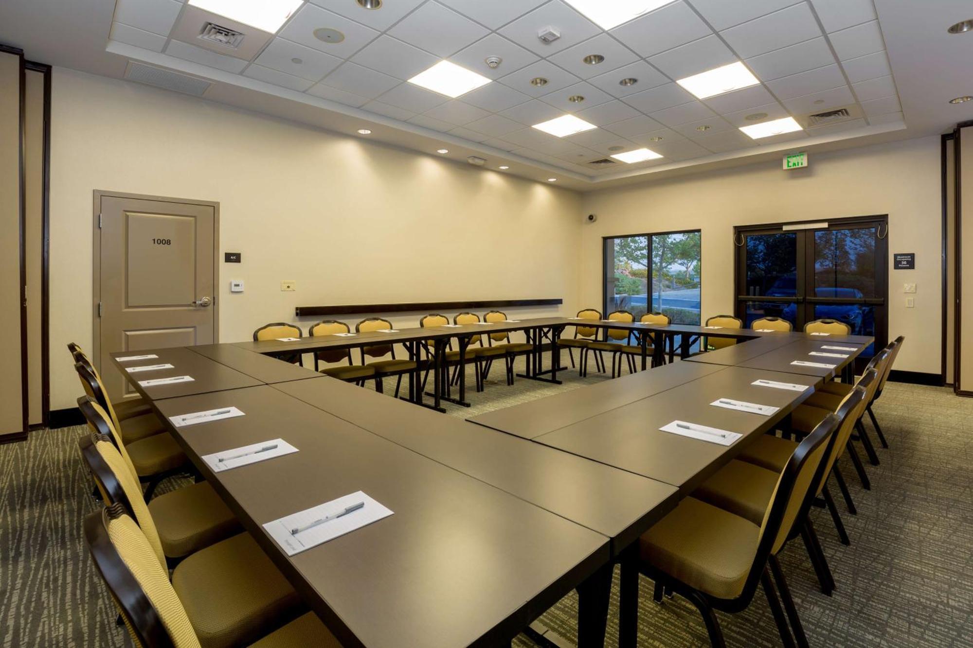 Hampton & San Diego-poway 3*